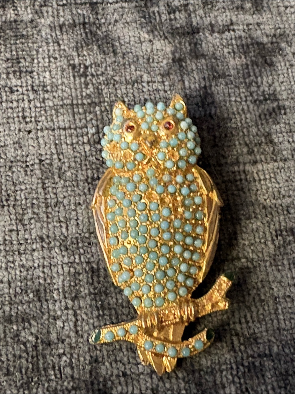 🦖 5 for $20 | Gold Owl Brooch with Light Blue beads-several missing - Picture 2 of 3